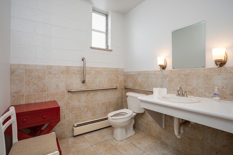 More Photos Of 101 W Victory Way, Craig Office For Sale