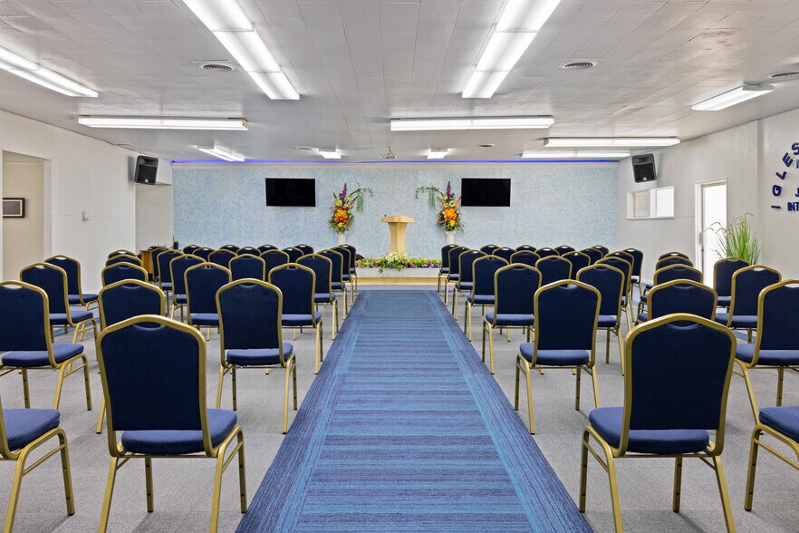 More Photos Of 4011 Railroad Ave, Pittsburg Medical For Sale