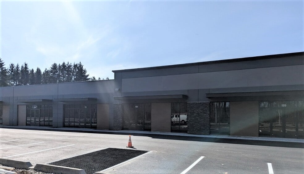 More Photos Of 6923 NW Friberg Strunk St, Camas Unknown For Lease