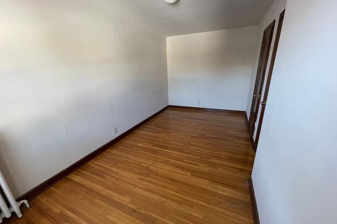 More Photos Of 1631 Charles Ave, Saint Paul Apartments For Sale