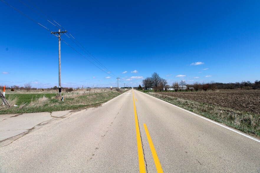 More Photos Of 5640 44th Ave S, Clinton Industrial For Sale