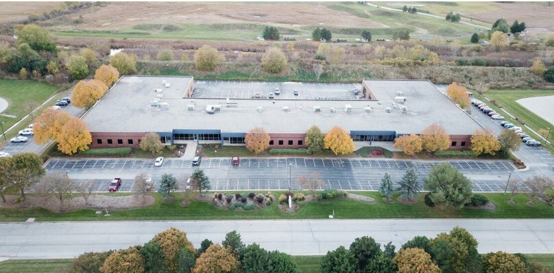 Primary Photo Of N25W23255 Paul Rd, Pewaukee Office For Sale