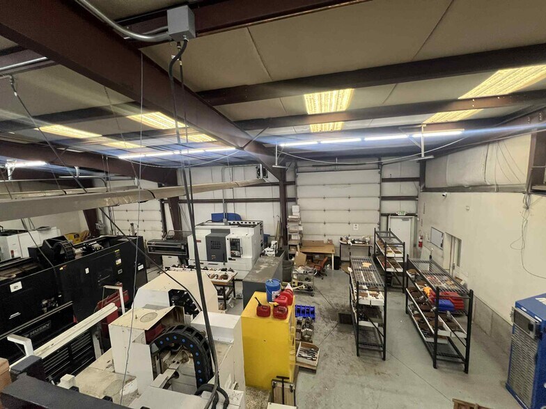 More Photos Of 1211 Wilson ln, West Haven Warehouse For Lease