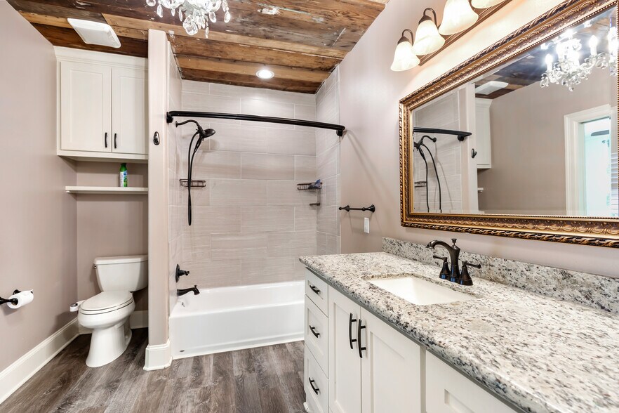 More Photos Of 203 Isaacks Rd, Humble Office For Lease