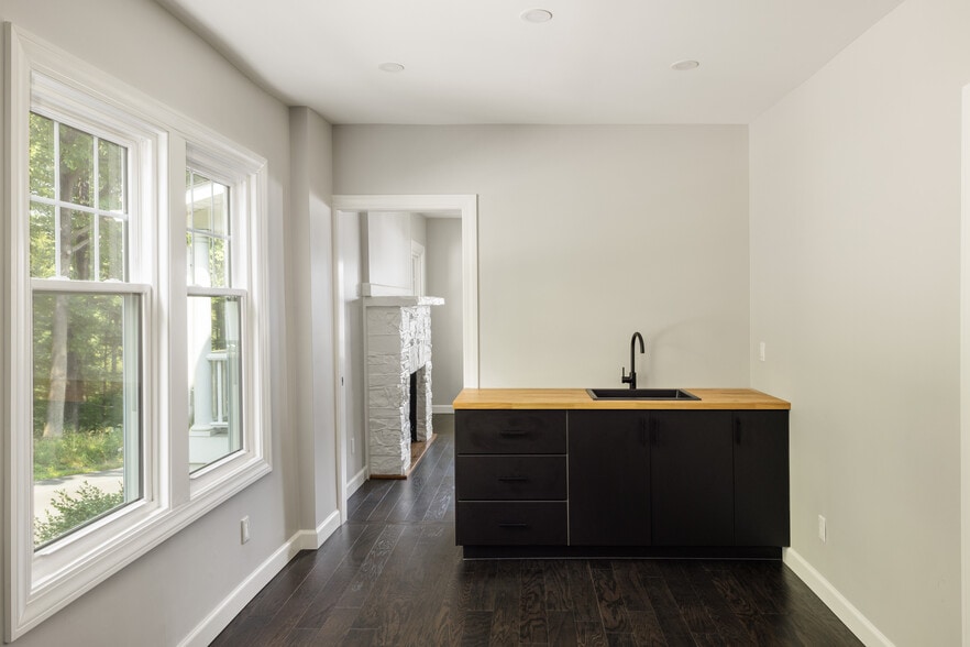 More Photos Of 9 Chambers Rd, West Park Lodge Meeting Hall For Sale