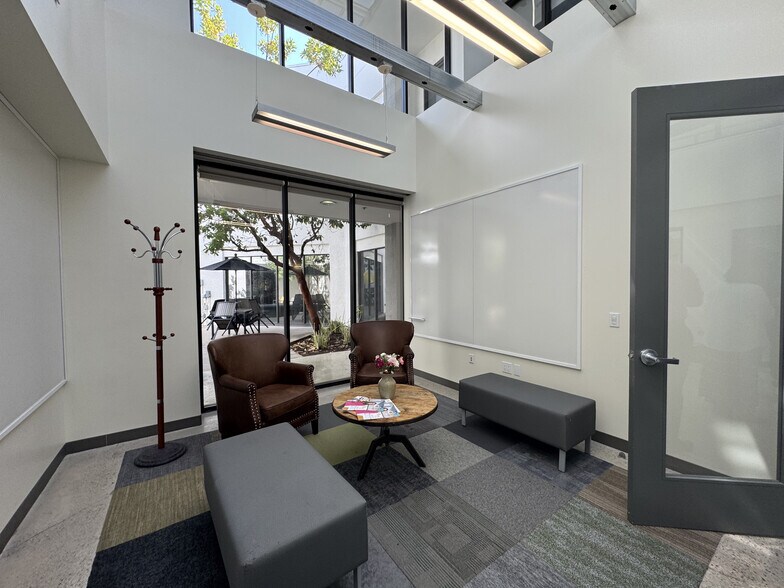 More Photos Of 31416 Agoura Rd, Westlake Village Office For Lease