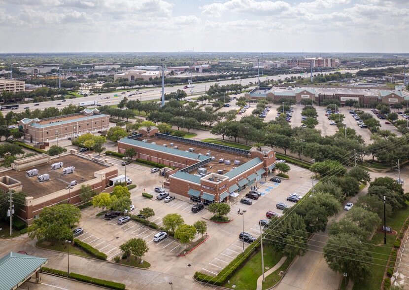 More Photos Of 16312-16322 Southwest Fwy, Sugar Land Unknown For Lease