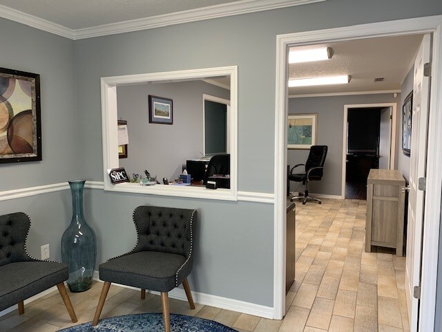 More Photos Of 13309 Winding Oak Ct, Tampa Office For Lease
