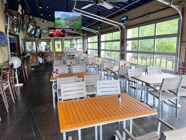More Photos Of 6525 Whittlesey Blvd, Columbus Restaurant For Sale