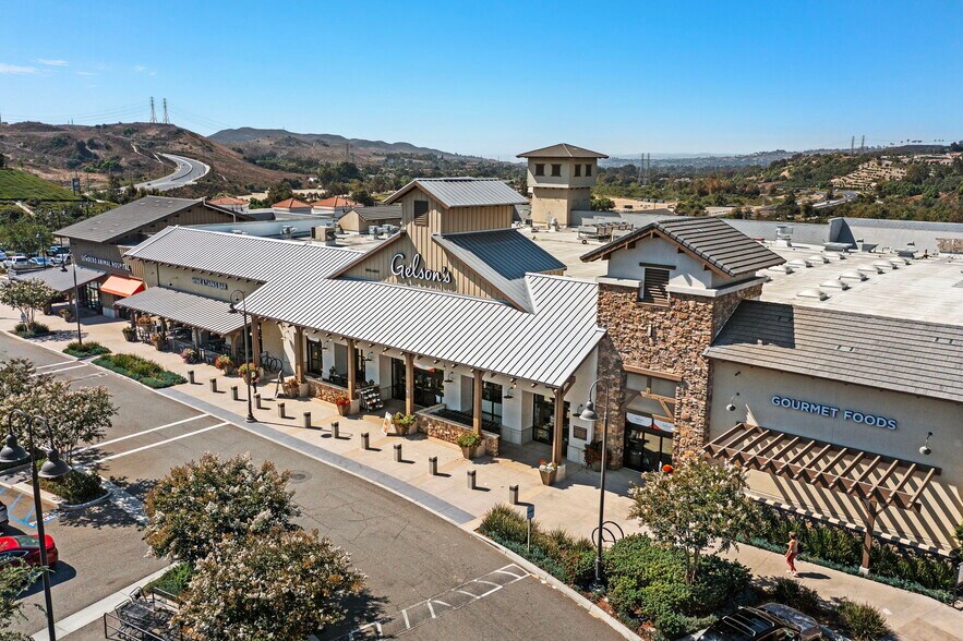 More Photos Of 29851 Ortega Hwy, Mission Viejo Unknown For Lease