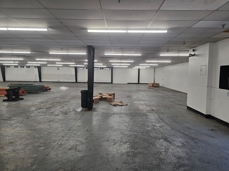 More Photos Of 237 22nd St, Greeley Warehouse For Lease
