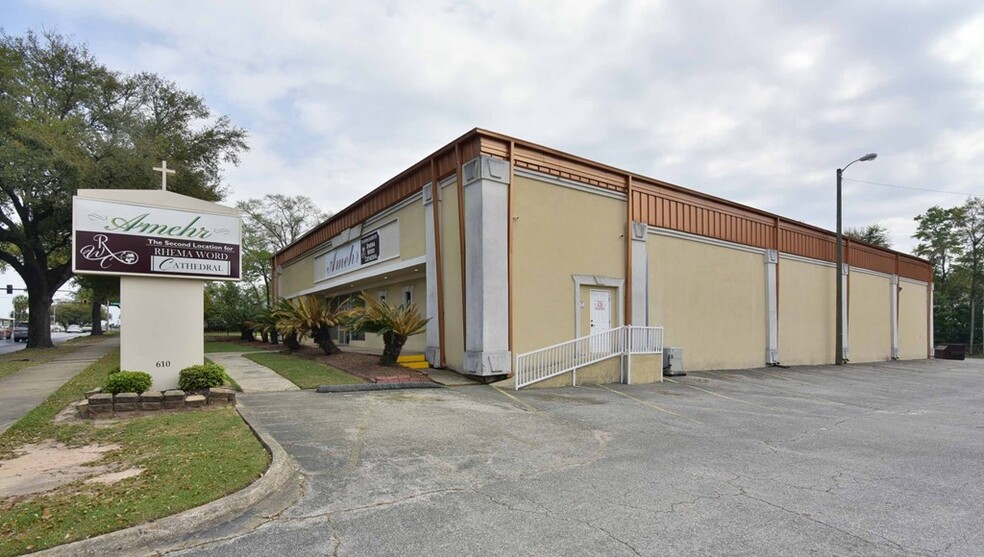 More Photos Of 610 W Oglethorpe Blvd, Albany Religious Facility For Sale