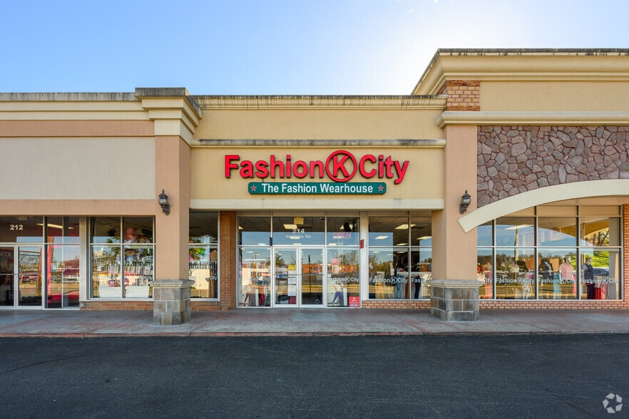 More Photos Of 206-218 W Glebe Rd, Alexandria Supermarket For Lease