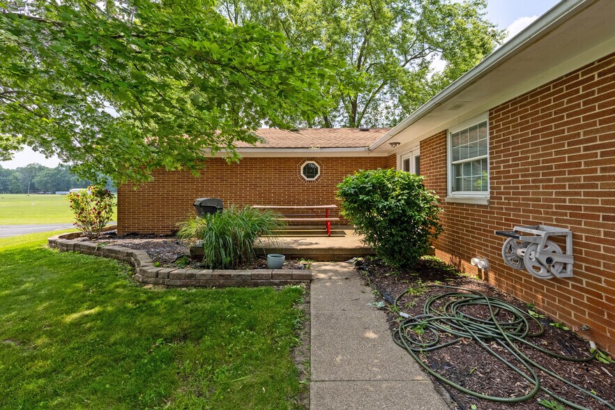 More Photos Of 4901 Central College Rd, Westerville Office Residential For Sale