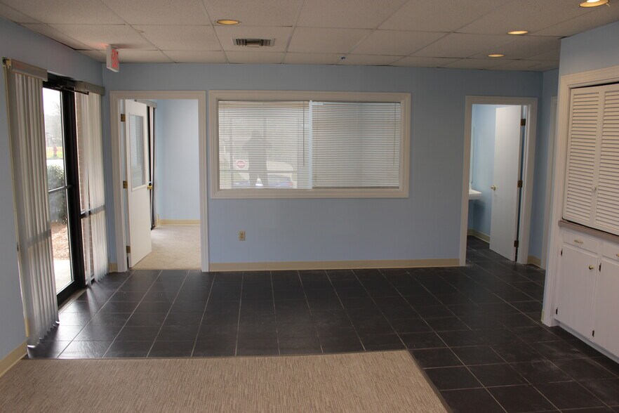 More Photos Of 5000 W 4th St, Hattiesburg Medical For Lease