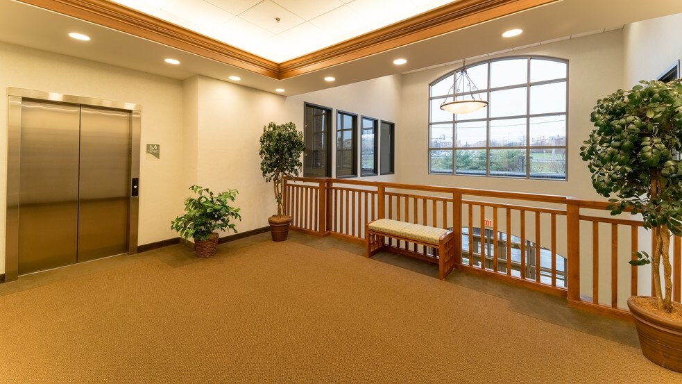 More Photos Of 100 Springhouse Dr, Collegeville Office For Lease