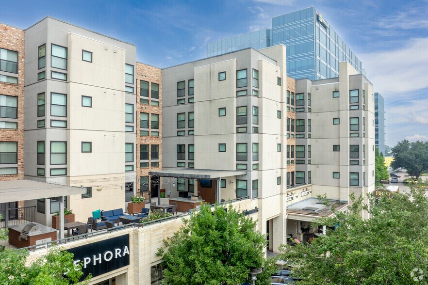 More Photos Of 12808 Queensbury Ln, Houston Apartments For Lease