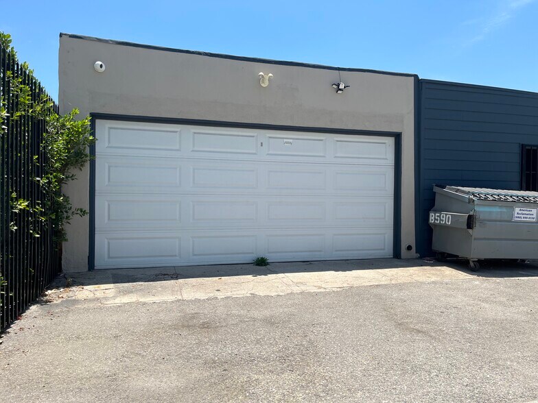 More Photos Of 1517 E Washington Blvd, Pasadena Storefront Retail Residential For Sale