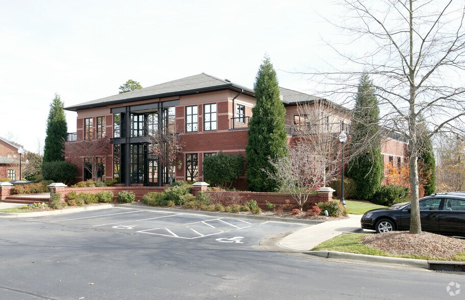 More Photos Of 120 Club Oak Ct, Winston-Salem Office For Sale