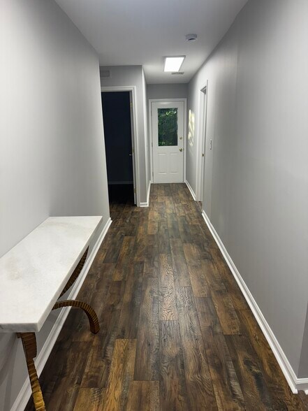 More Photos Of 118 Coalpit Hill Rd, Danbury Office For Lease