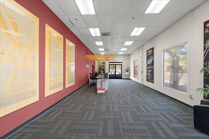 More Photos Of 1380 Industrial Rd, San Carlos Service For Sale