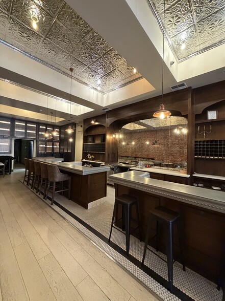 More Photos Of 700-730 K St, Sacramento Storefront For Lease