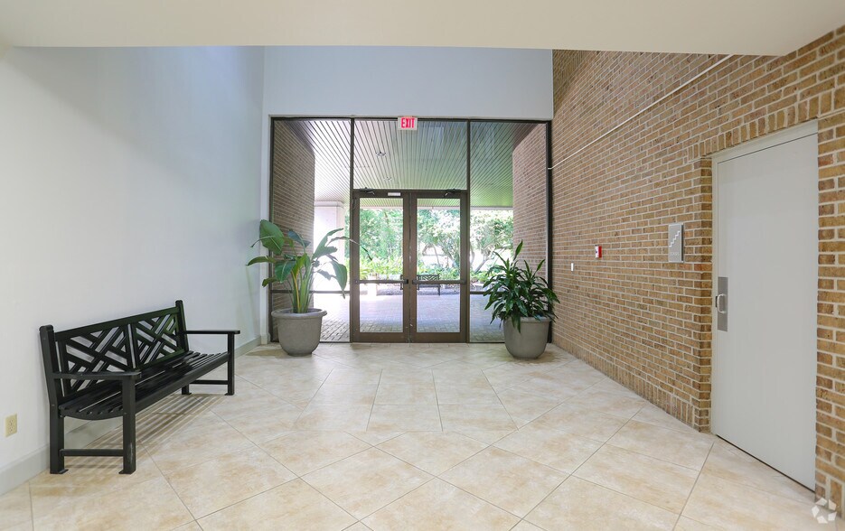 More Photos Of 341 N Maitland Ave, Maitland Office For Lease