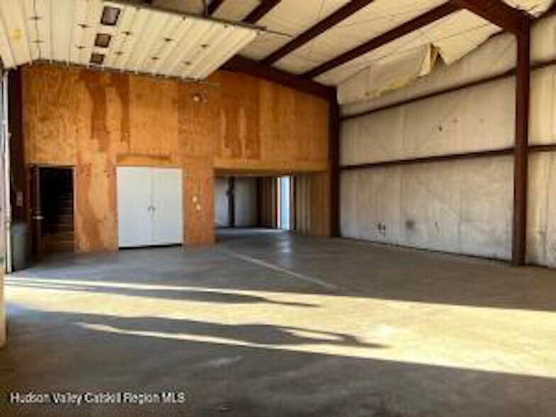 More Photos Of 6 Frederick St, Hudson Flex For Lease