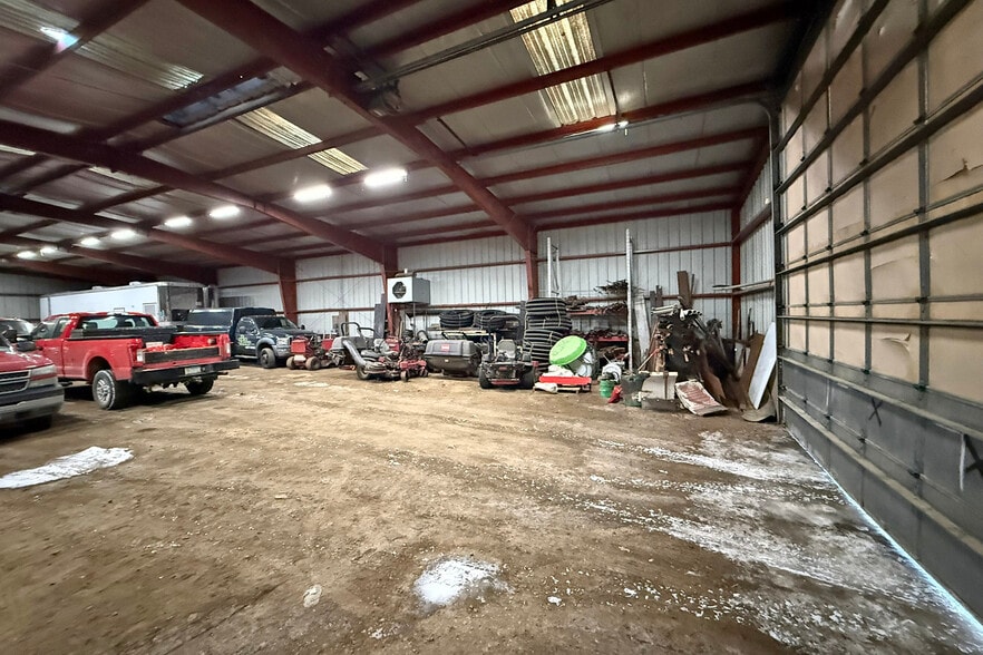 More Photos Of 3401 Highway 55, Eagan Warehouse For Lease