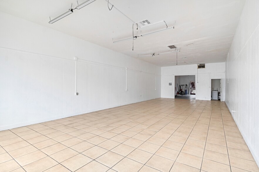 More Photos Of 3626 E Cesar Chavez Blvd, Fresno General Retail For Sale