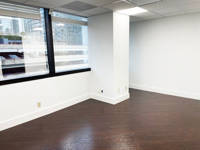 More Photos Of 200 S Andrews Ave, Fort Lauderdale Medical For Sale