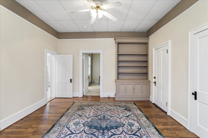 More Photos Of 229 E Union St, Cumberland Apartments For Sale