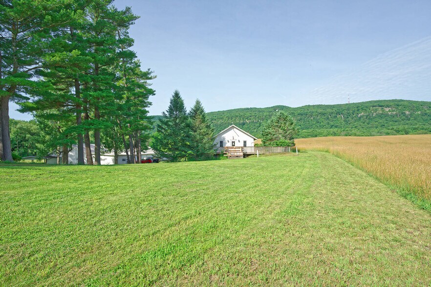 Primary Photo Of 111 Picard Rd, Voorheesville Restaurant For Lease