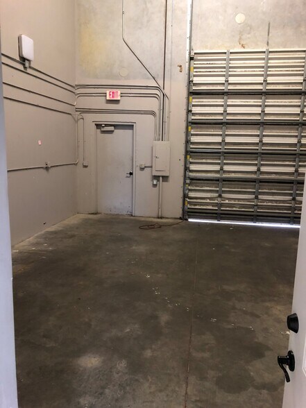 More Photos Of 2755 Vista Pky, West Palm Beach Coworking Space