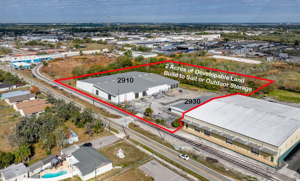 More Photos Of 2910-2930 Maine Ave, Lakeland Distribution For Lease