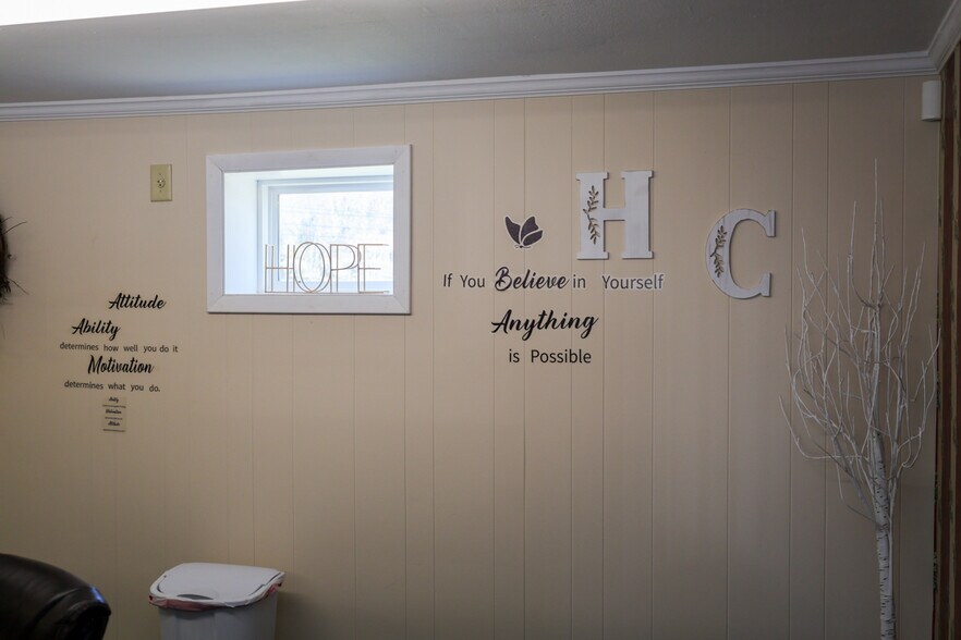 More Photos Of 1616 Blountville Blvd, Blountville Office Residential For Sale