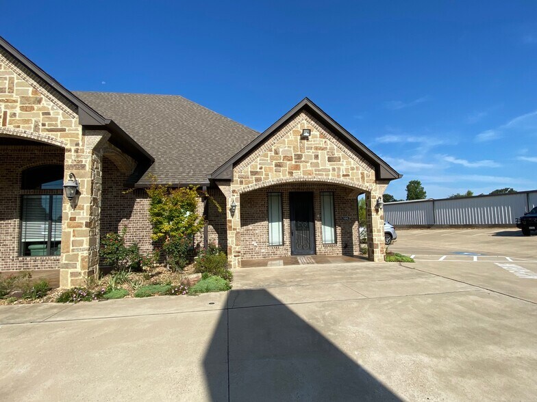More Photos Of 15488 Fm 2493, Tyler Medical For Lease