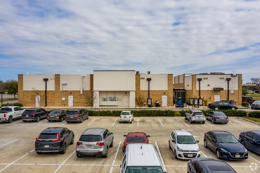 More Photos Of 917 FM 3009, Schertz Freestanding For Lease