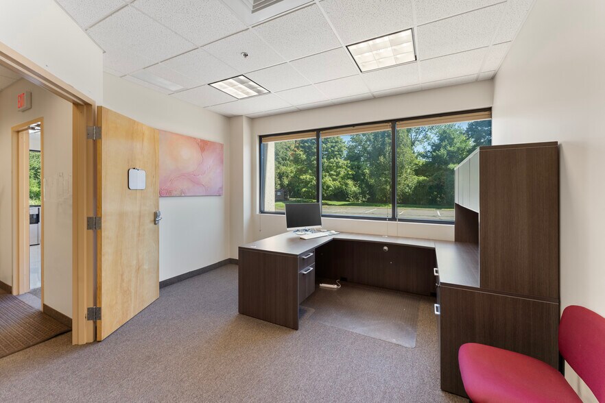 More Photos Of 265 Benton Dr, East Longmeadow Medical For Sale
