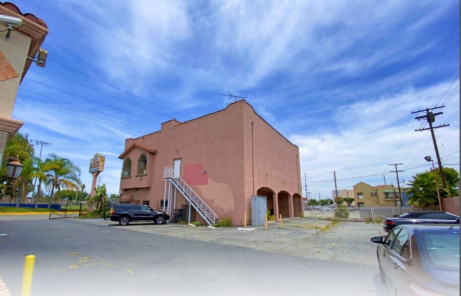 More Photos Of 3466 E Florence Ave, Huntington Park Restaurant For Lease