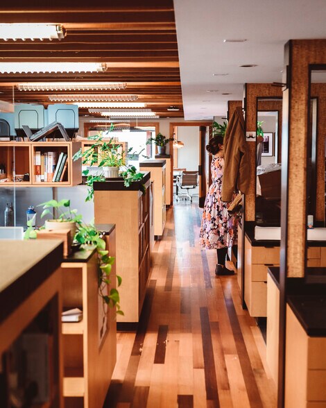 More Photos Of 4001 Aurora Ave N, Seattle Office For Sale