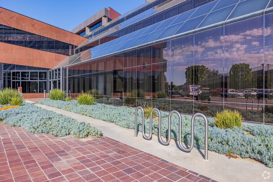 More Photos Of 3010 Old Ranch Pky, Seal Beach Unknown For Lease