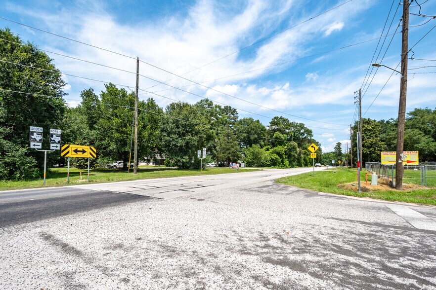 More Photos Of 7820 FM 1010 Rd, Cleveland General Retail For Sale