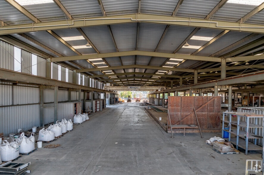 More Photos Of 2310 San Juan Rd, Hollister Manufacturing For Lease