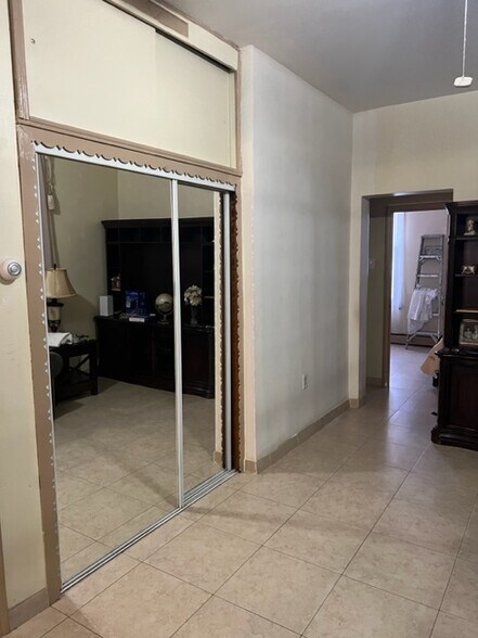 More Photos Of 413 16th St, Union City Multifamily For Sale