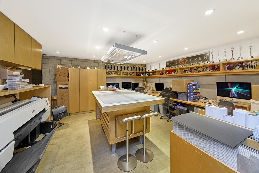 More Photos Of 1313 Innes Pl, Venice Apartments For Sale