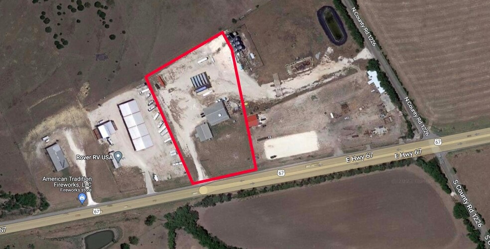 More Photos Of 6750 W 67 Hwy, Cleburne Warehouse For Lease
