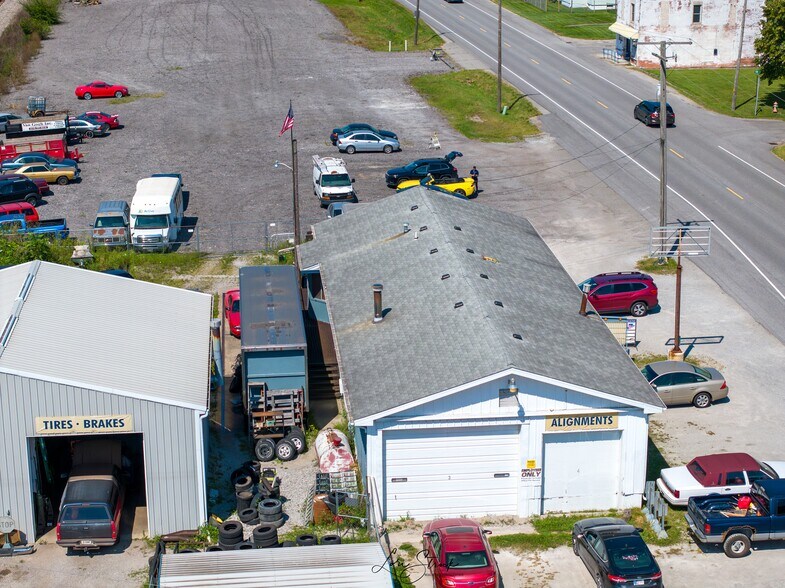 More Photos Of 300 Railroad Ave, Wheeler Auto Repair For Sale