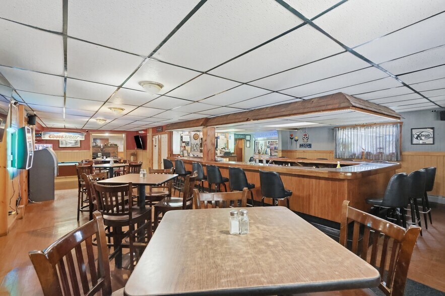 More Photos Of 225 Owego Turnpike, Waymart Specialty For Sale