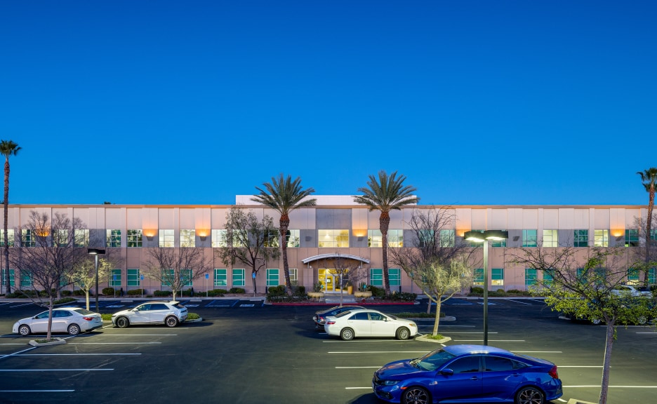 More Photos Of 27240 W Turnberry Ln, Valencia Office For Sale